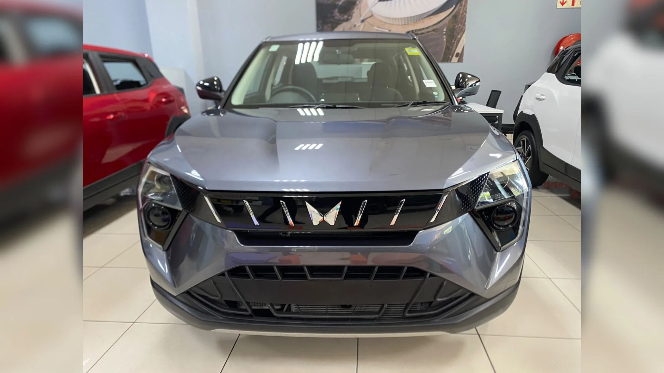 Mahindra XUV 3XO MX3 Grille